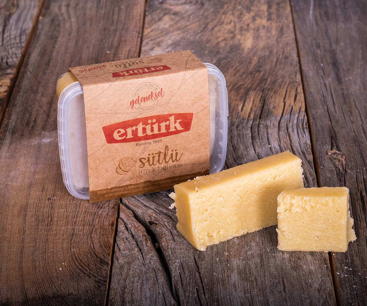 Sütlü İrmik Helvası